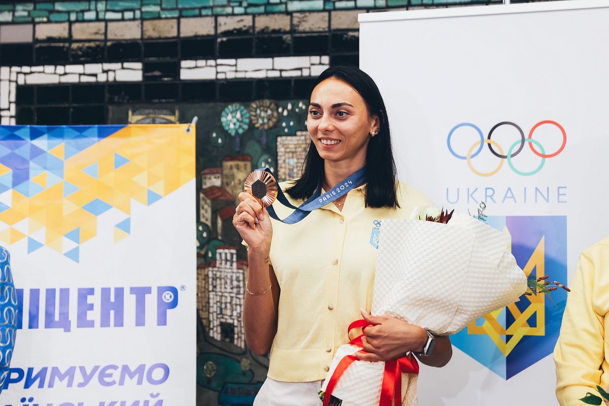 Iryna Herashchenko s medailí